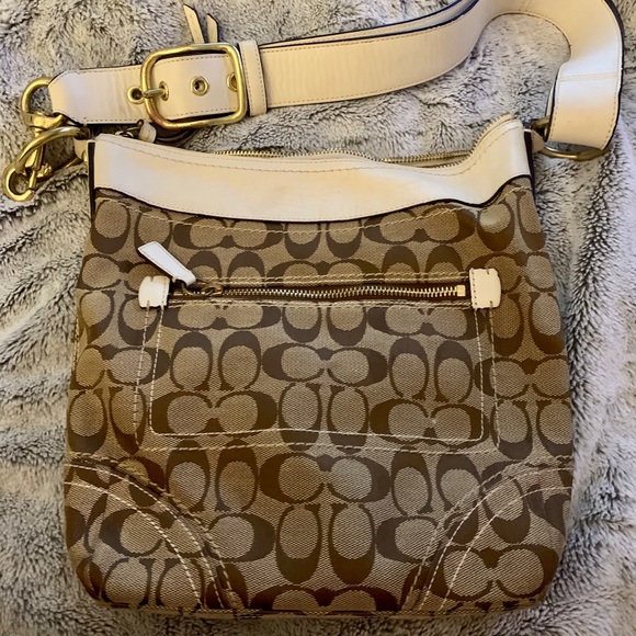 Coach Handbags - Authentic Coach shoulder bag